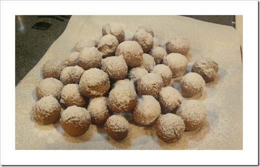 Castagnole ready to eat